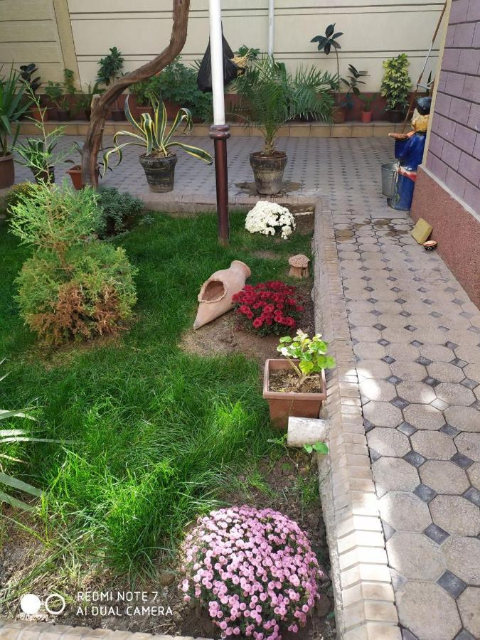 Uvaysiy Family Guest House Marghilon Zewnętrze zdjęcie